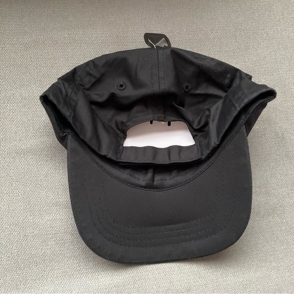 Alo Yoga Off-Duty Cap Black/White - Picture 11 of 16